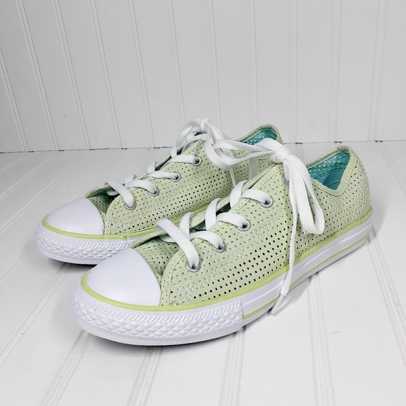 Converse Other - NEW Converse Chuck Taylor All Star Perforated JUNIOR shoe size 4 F41